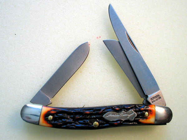897UH
